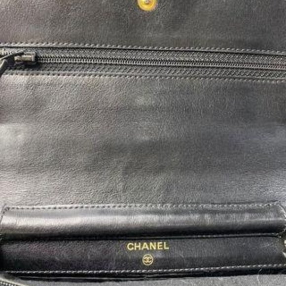 Chanel Caviar Timeless CC Wallet on chain - Picture 8 of 8